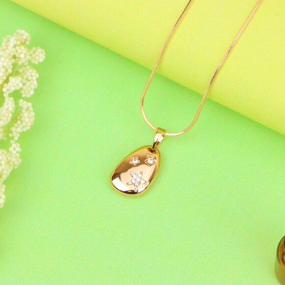 "Rose Gold Oval Pendant with Star Design, XPPT1310 - Picture 12 of 12